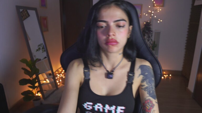 AlissonnovaXX's Streamate show and profile