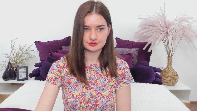 DemiLinda's Streamate show and profile