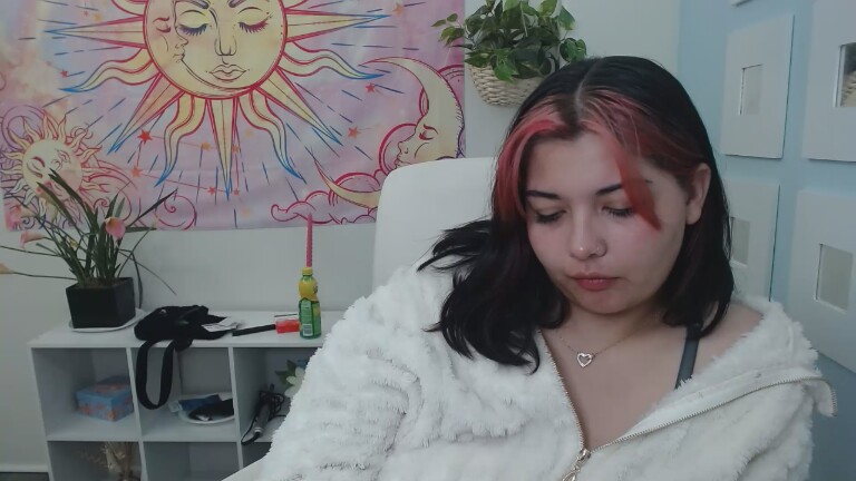 ToriPierce's Streamate show and profile