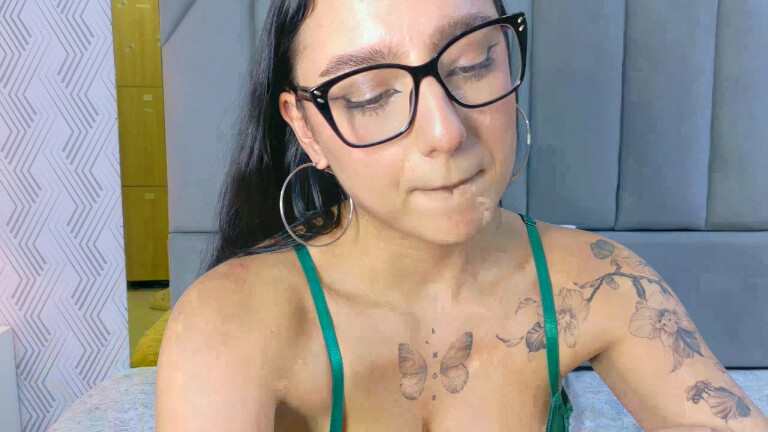 IrinaJoness's Streamate show and profile