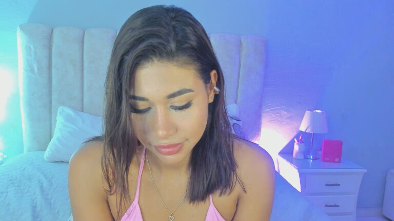 GABRIELAROSI's Streamate show and profile