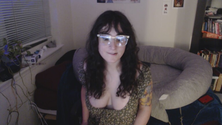 AdaraStray's Streamate show and profile