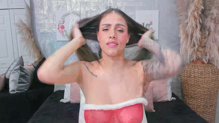 SaraBacker's Streamate show and profile