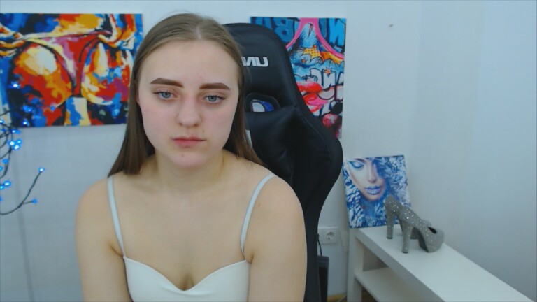 ArinaBelly's Streamate show and profile