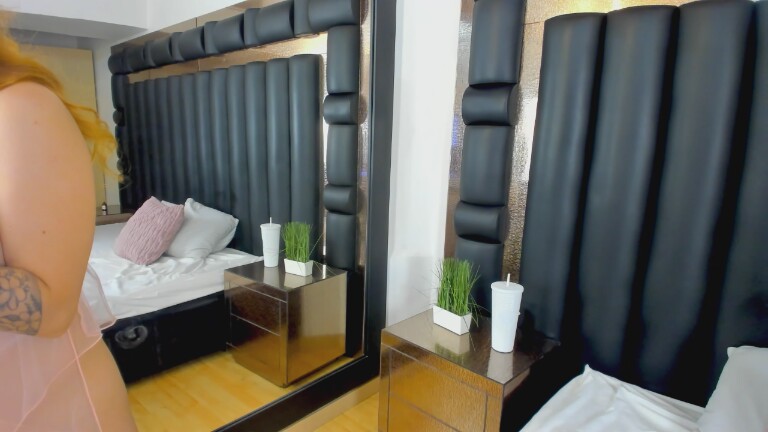 AnaCollin's Streamate show and profile