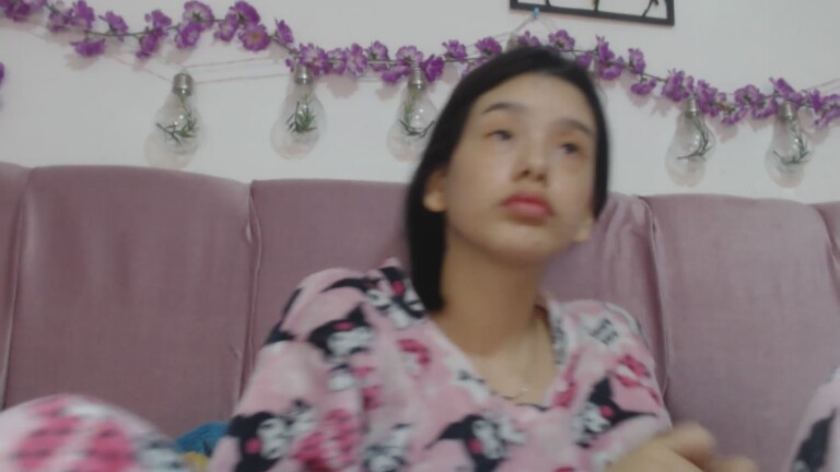 ZakuraPrincess's Streamate show and profile