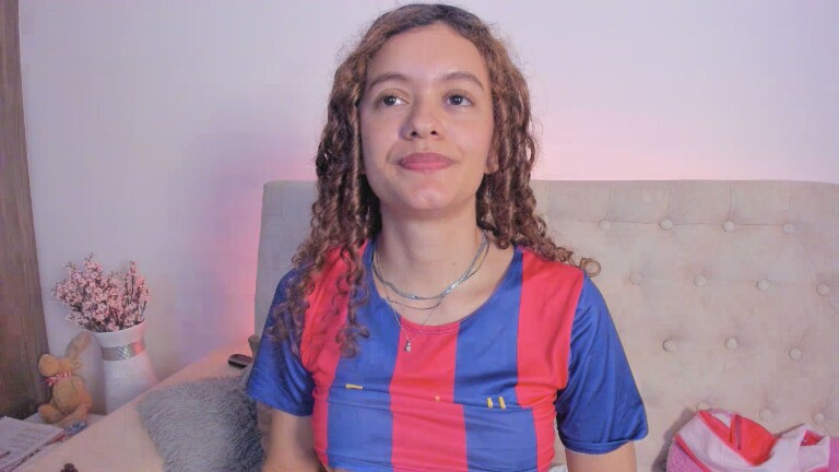 EmiliaJons's Streamate show and profile