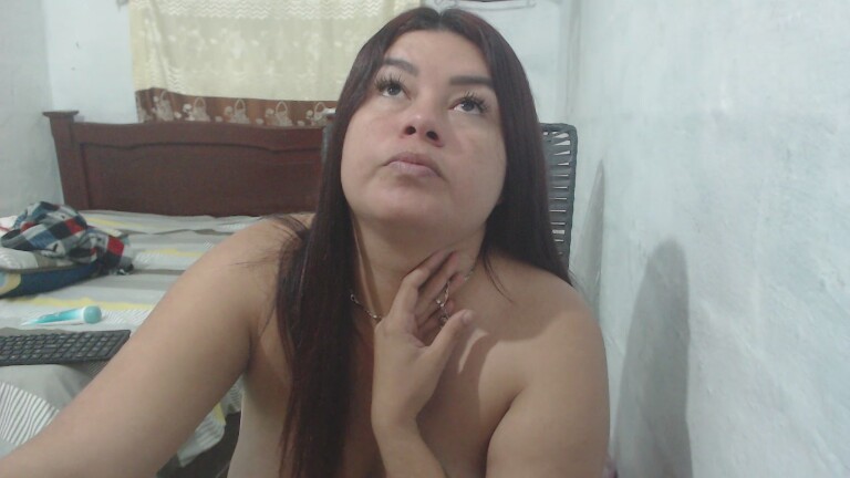 AlexaAddario's Streamate show and profile