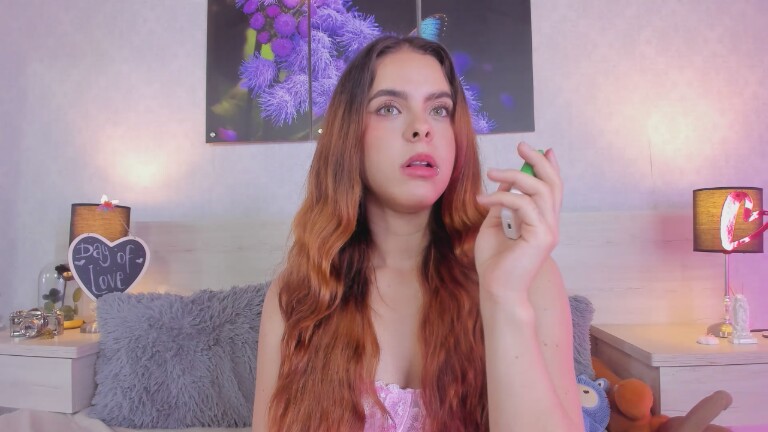 SamanthaaWoods's Streamate show and profile