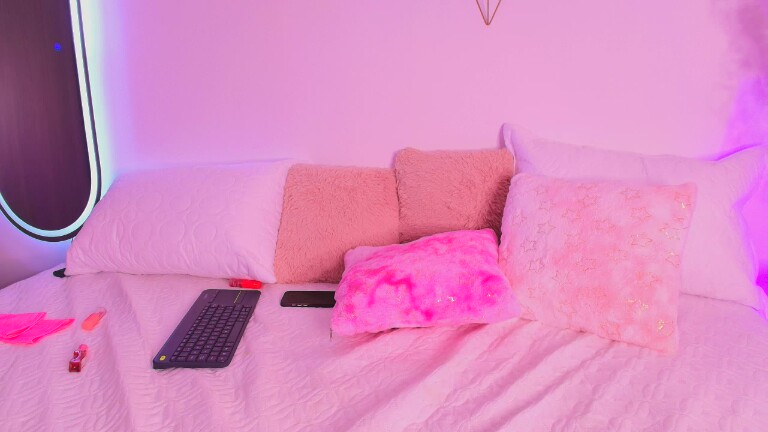 CarolGomeez's Streamate show and profile