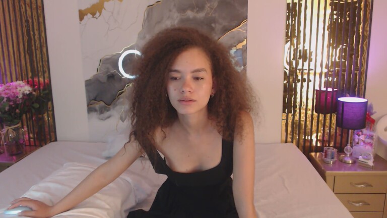 MiticaBrenner's Streamate show and profile