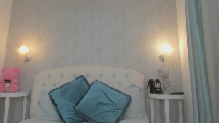 EmmilyMartinez's Streamate show and profile