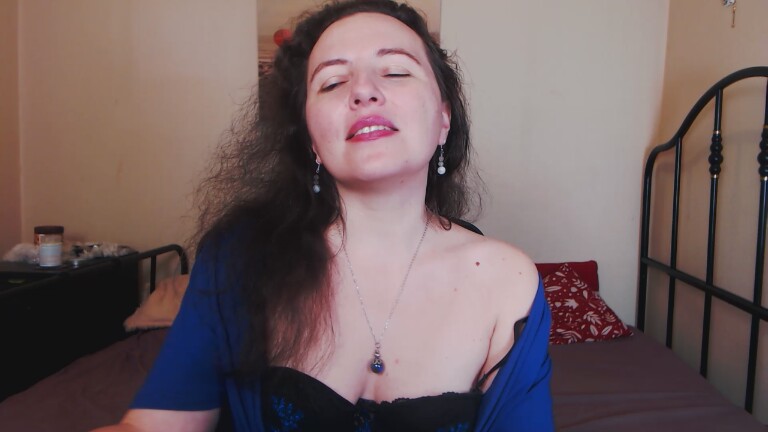 KARLEENx's Streamate show and profile