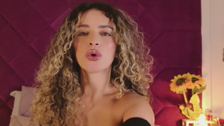 AleCollins's Streamate show and profile