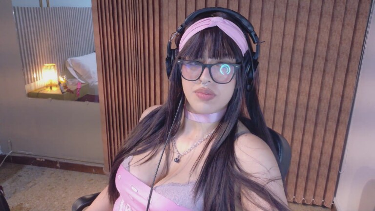 EliFlores's Streamate show and profile