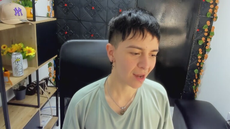 Hana_Hot's Streamate show and profile