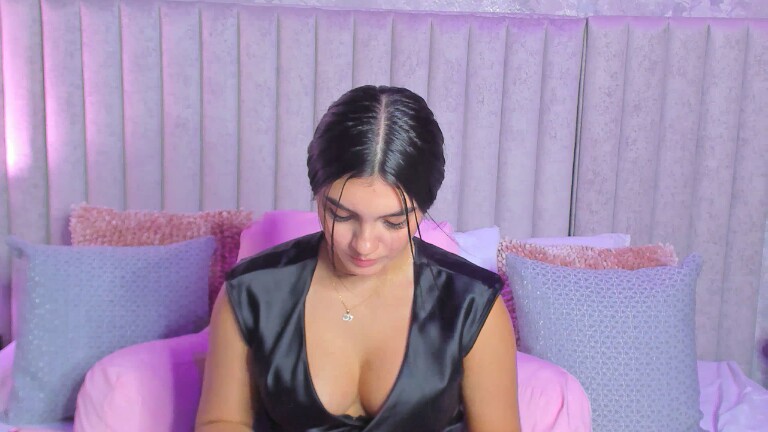 SamiLewis's Streamate show and profile