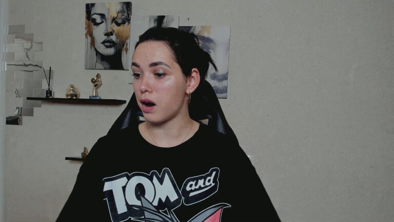 GlamNova's Streamate show and profile