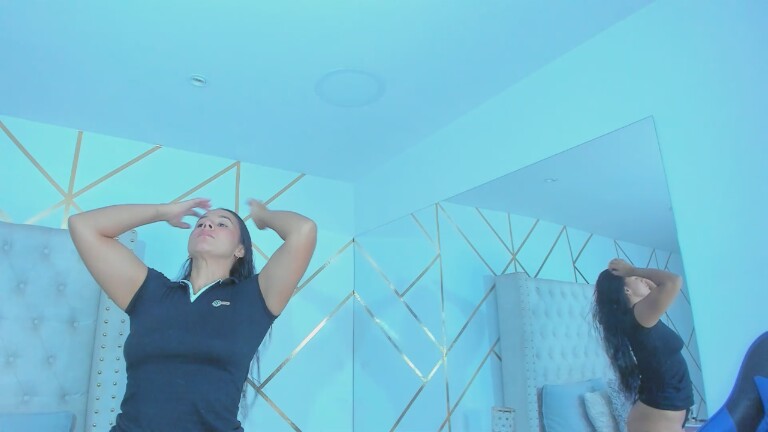 Camyx's Streamate show and profile