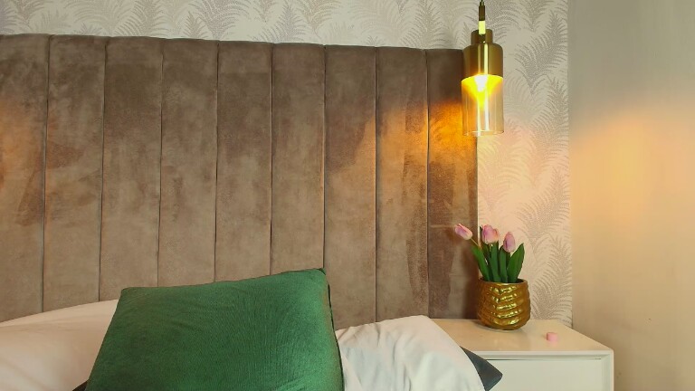 Angy_606's Streamate show and profile