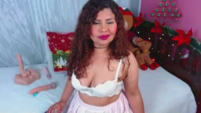 Queenamazon's Streamate show and profile