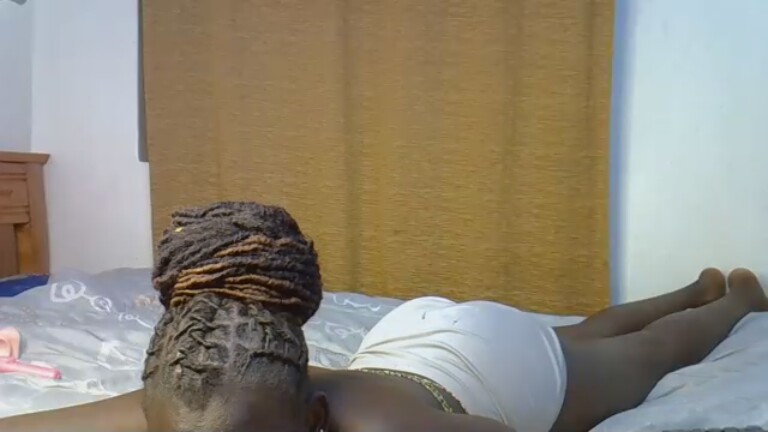 Sexxyqueens's Streamate show and profile