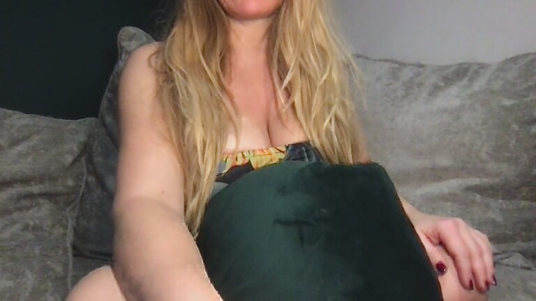 VeeBeeXoX's Streamate show and profile