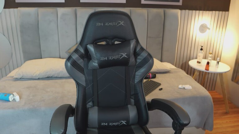 BelaRose's Streamate show and profile