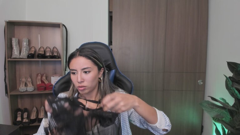 MissTianaX's Streamate show and profile