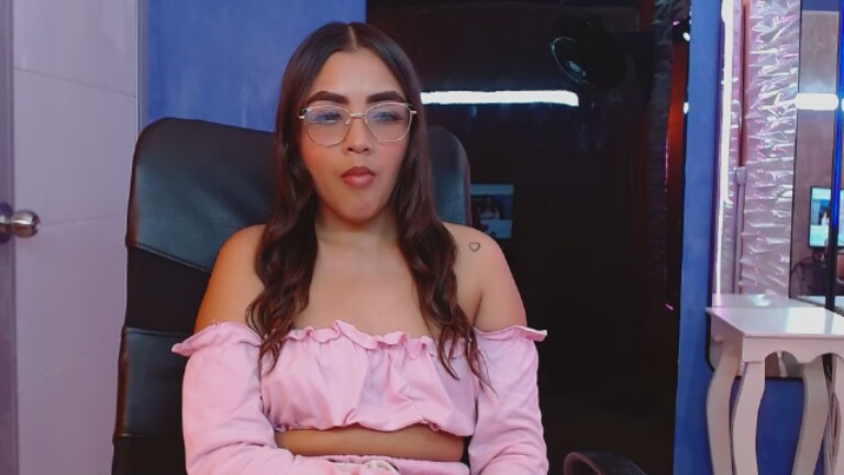 Alexa_24's Streamate show and profile