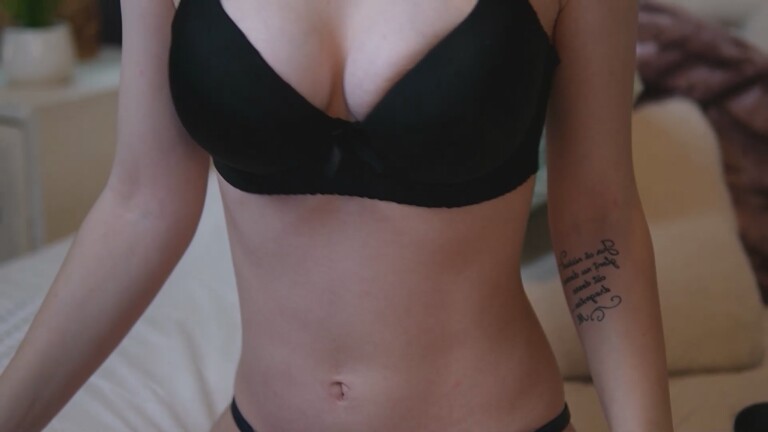 JosieLili's Streamate show and profile