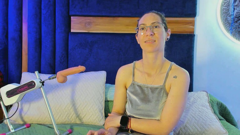 AndromedaGeek's Streamate show and profile