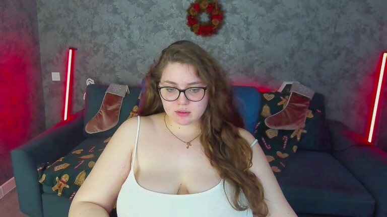 LuxSopphiaaa's Streamate show and profile
