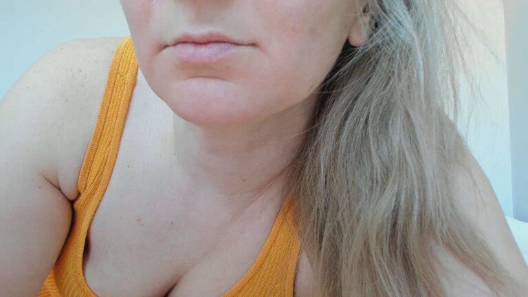 XxSweety_GirlxX's Streamate show and profile