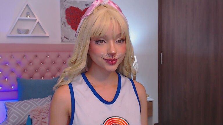 MaryMilan's Streamate show and profile