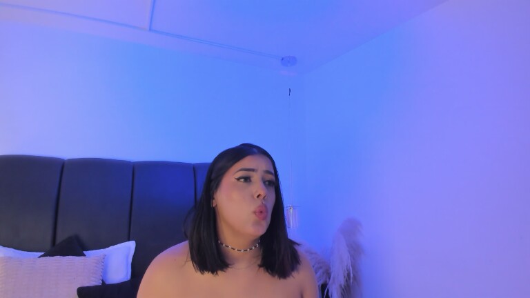 Chloe_Scoot's Streamate show and profile