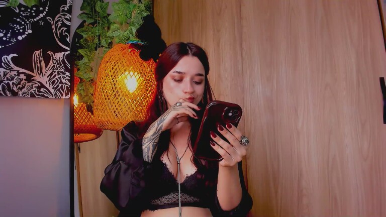 JoanneLabelle's Streamate show and profile