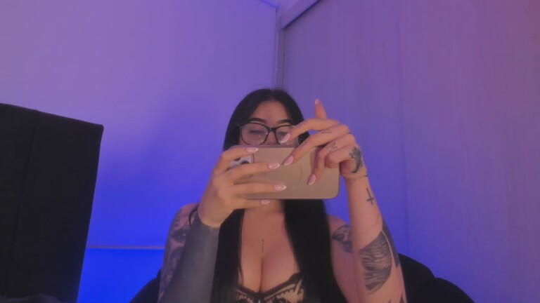 SamanthaEvgeniev's Streamate show and profile