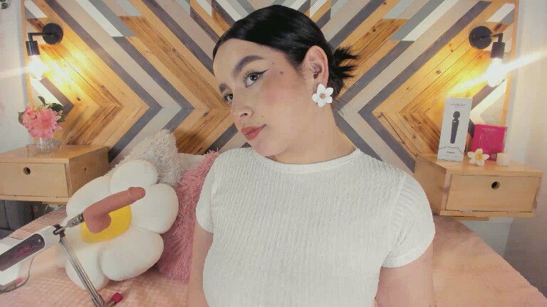 ZairaCleef's Streamate show and profile