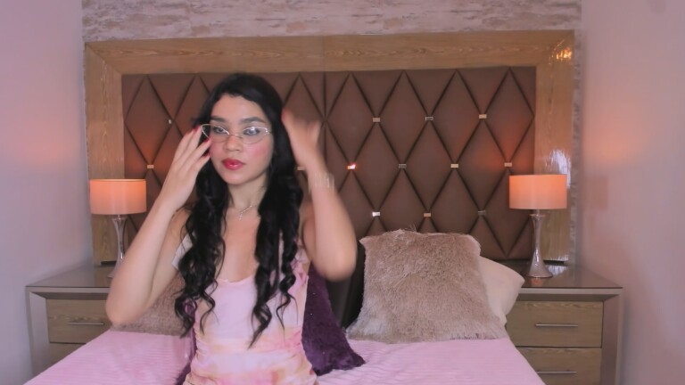 DafneJames's Streamate show and profile