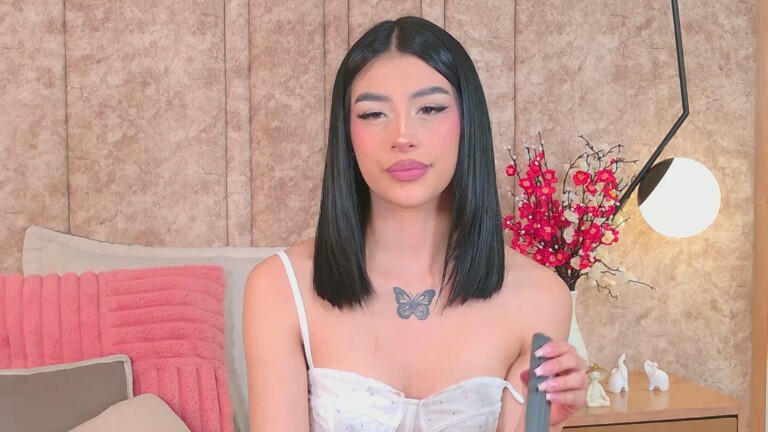 LissRibeiro's Streamate show and profile