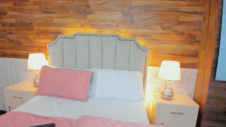 SusyLuv's Streamate show and profile