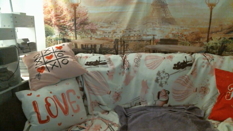 lovehollyann's Streamate show and profile