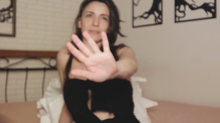 LEONAAx's Streamate show and profile