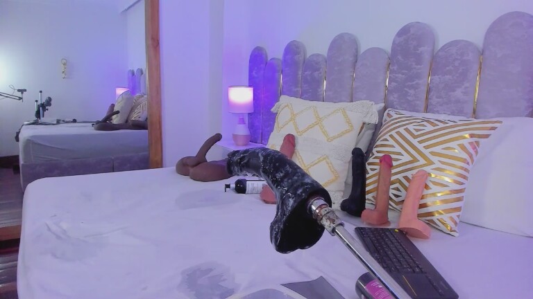 GabrielaHernandez's Streamate show and profile