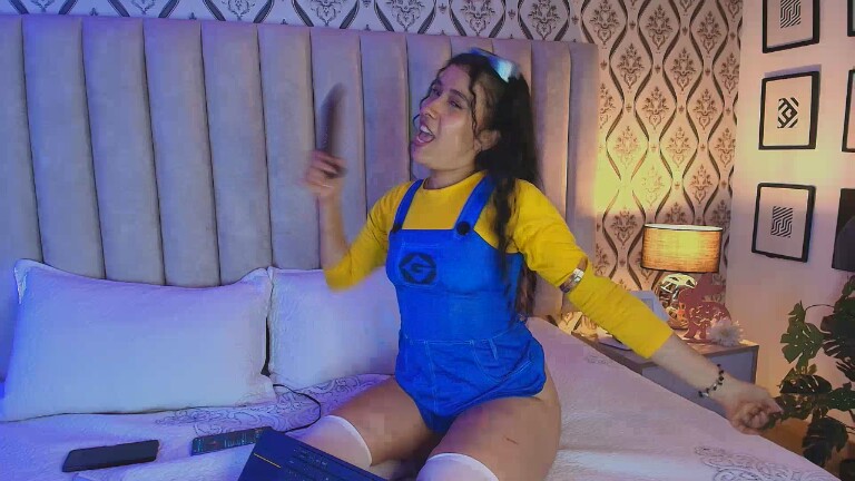 Emma_Lunny's Streamate show and profile