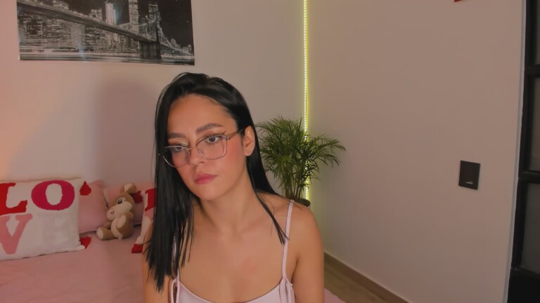 Aria_Greyy's Streamate show and profile