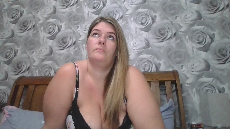 BabyCakesUK's Streamate show and profile