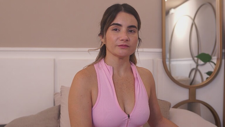 IsaBonet's Streamate show and profile