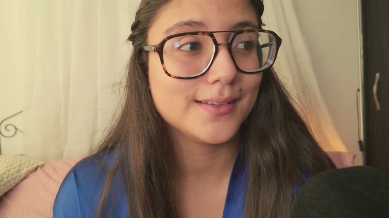 HaileyBunny_18's Streamate show and profile